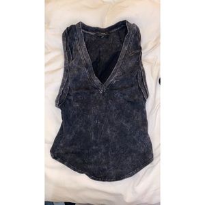 Joes jeans faded gray cropped back tank top